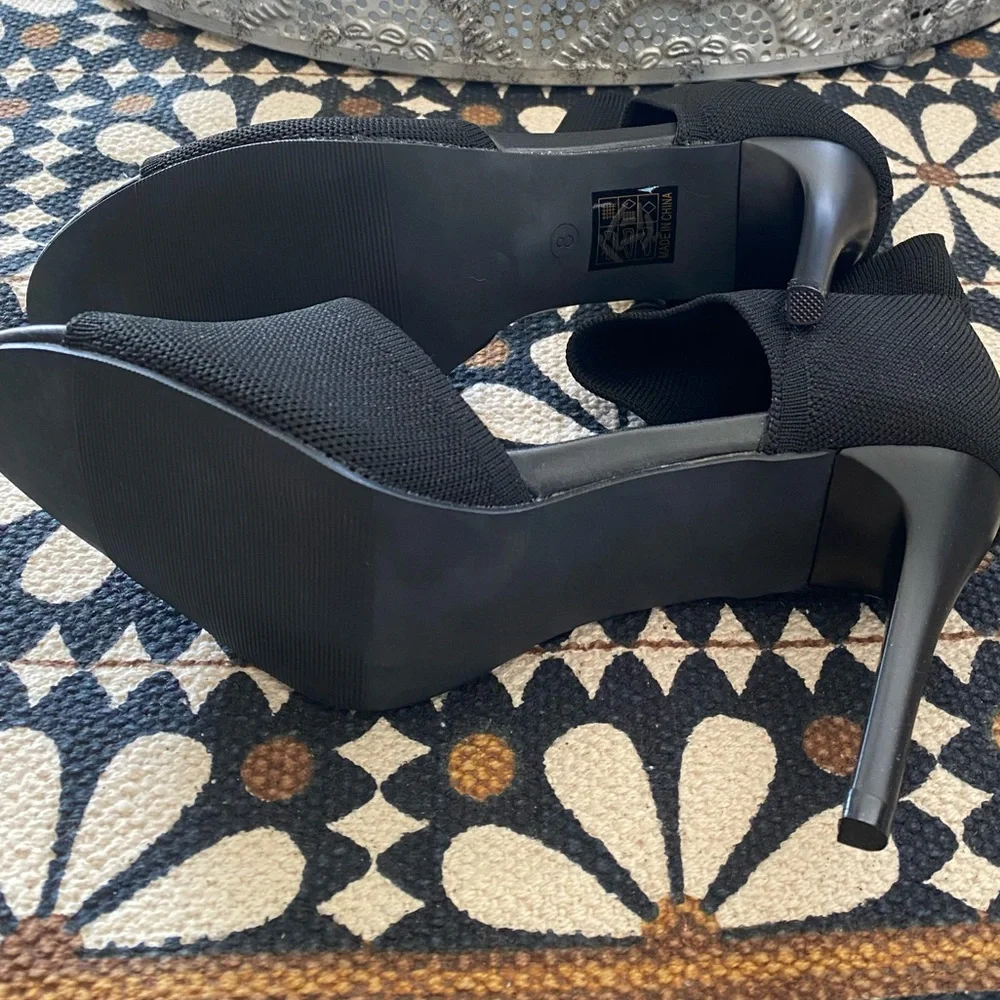 Elegant Black Women's Heels - Picture 9 of 14